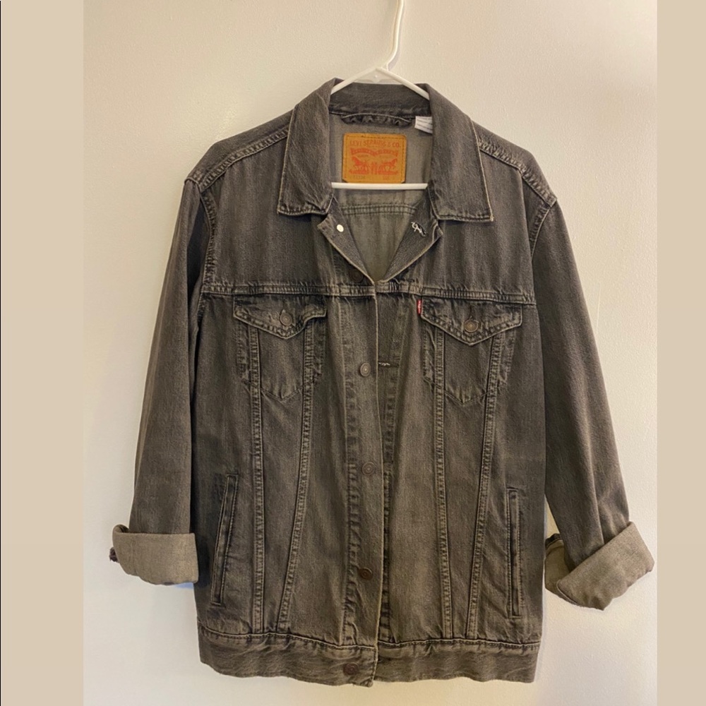 Vintage Levi’s Men’s Grey Denim Jacket Size L